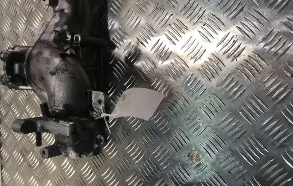 Lexus IS 220D-250-350 Intake manifold