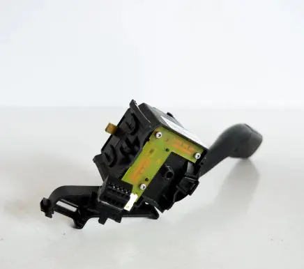 Audi A3 S3 8P Indicator stalk 8P0953513A