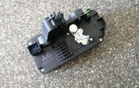 Saab 9-5 Rear door lock 4855201