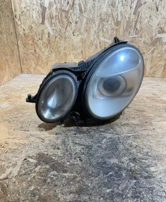 Mercedes-Benz E W211 Headlight/headlamp 15435901