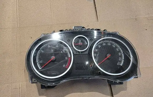 Opel Corsa D Speedometer (instrument cluster) P0013369218 2317381 0002299160