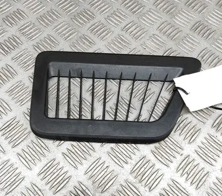 BMW iX Quarter panel pressure vent 9496571