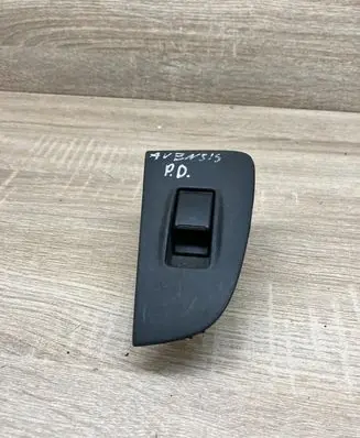 Toyota Avensis T250 Electric window control switch 7423105140