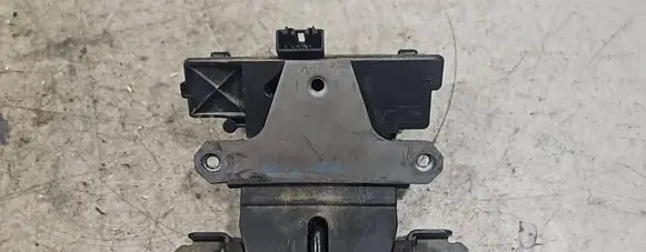 Tailgate/trunk/boot lock/catch/latch