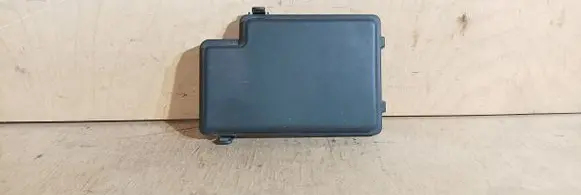 Jaguar XJ X308 Fuse box cover 2822