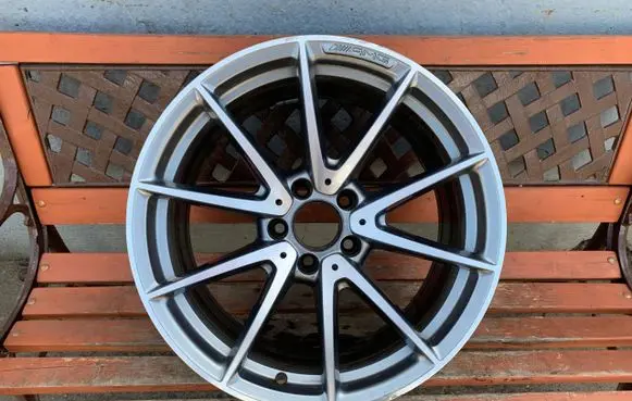 Mercedes-Benz C AMG W205 R18 alloy rim 