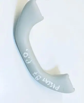Volkswagen PASSAT B7 Front interior roof grab handle 1K0857607M