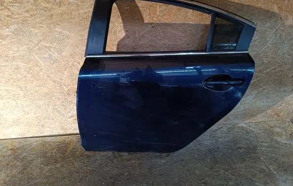Mazda 6 Rear door