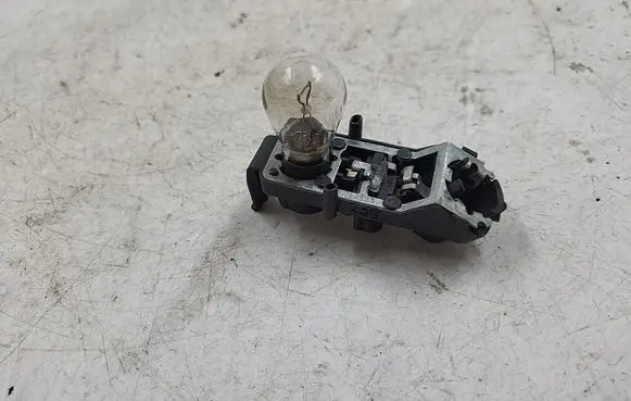 Seat Leon (1P) Tail light bulb cover holder 