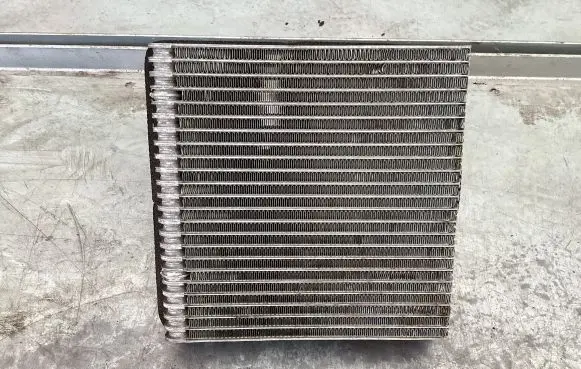Audi A3 S3 8P Air conditioning (A/C) radiator (interior) 