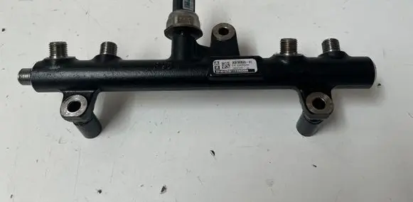Citroen DS5 Fuel main line pipe 968190968004 28497Z01 131491272011310922688