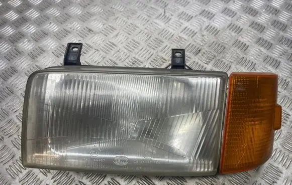Volkswagen Transporter - Caravelle T4 Headlight/headlamp 30113636900 136405 701953049