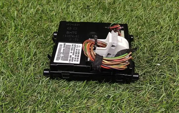 Mercedes-Benz C W205 Air conditioner control unit module A2059006923 A2059012004 5HB01089540