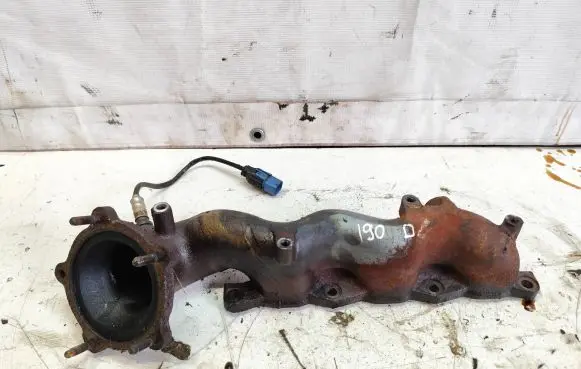 KIA Sorento Exhaust manifold