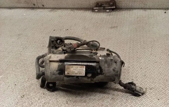 Audi A8 S8 D3 4E Air suspension compressor/pump 4E0616005E