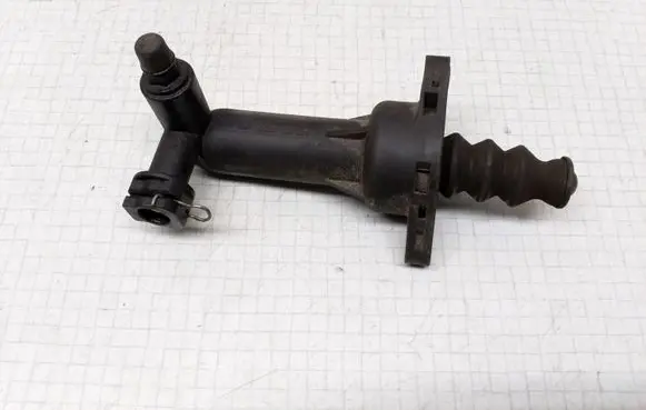 Volkswagen Polo Clutch slave cylinder 6Q0721261F