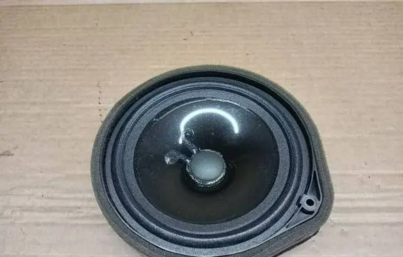 Honda Jazz Rear door speaker