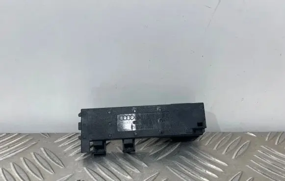 Keyless (KESSY) go control unit/module
