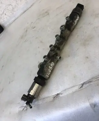 Lexus IS 220D-250-350 Fuel main line pipe Mf000340