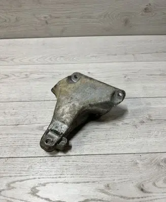 BMW 3 GT F34 Engine mounting bracket 6784823 21038310