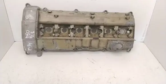 BMW 5 E34 Rocker cam cover 1722383