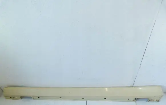 Mercedes-Benz E W212 Sill A2126900140