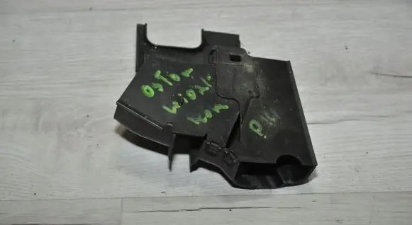 Peugeot Partner Fuse box cover 9688290280