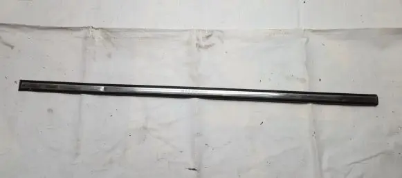 Hyundai XG Front door trim (molding) 8772139000 87721-39000