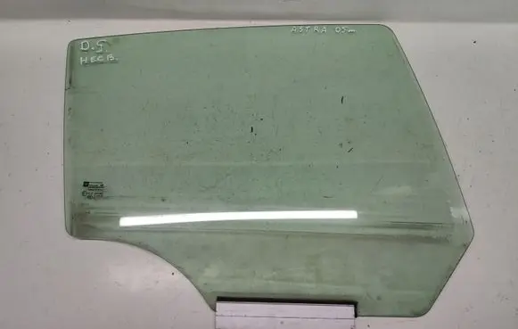 Opel Astra H Rear door window glass