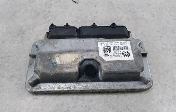 Volkswagen Golf V Engine control unit/module ECU 03C906024K