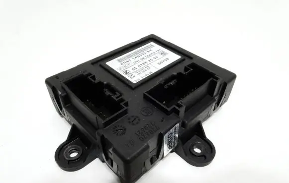 Ford Focus Door control unit/module 6N4T14B533AH 0507862005 14C235AB