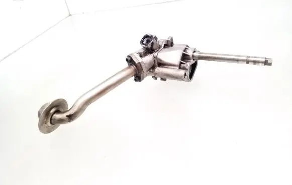 Volkswagen PASSAT B5 Oil pump 026115153A