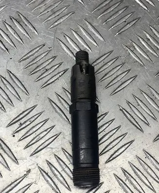 Mercedes-Benz Vito Viano W638 Fuel injector 000101051