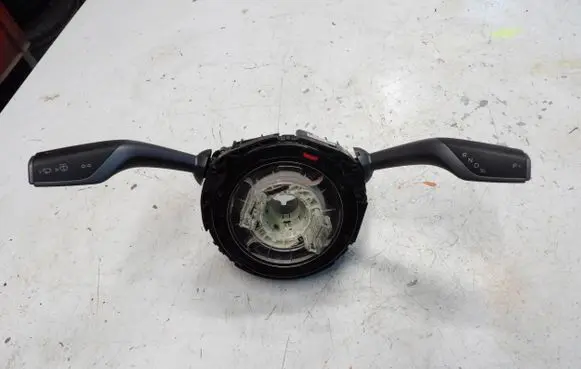 Tesla Model 3 Indicator stalk 1014811617 1097662000 120084410010