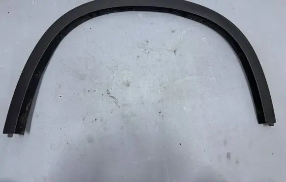 BMW X1 E84 Front arch trim 2990166