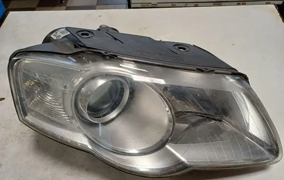 Volkswagen PASSAT B6 Headlight/headlamp 3C0941006AC