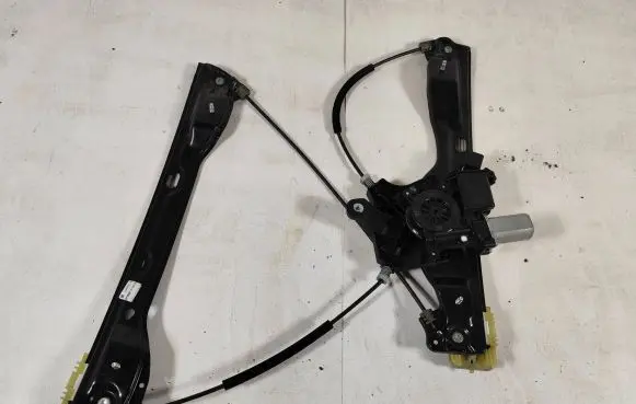 Opel Astra K Front door electric window regulator 13406674 C31348102