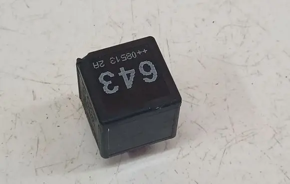 Audi A5 8T 8F Other relay 8K0951253