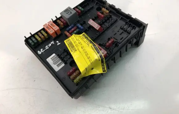 Audi A3 S3 8P Fuse box set 1K0937124H