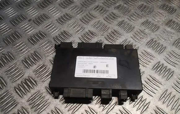 Chrysler 300 - 300C Seat control module 04602441AN