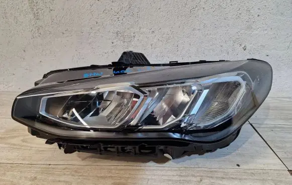 BMW 2 Active Tourer U06 Headlight/headlamp 5a4223l43-09