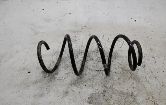 Volvo XC40 Front coil spring 31658688