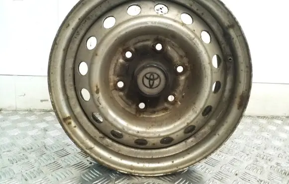 Toyota Hiace (H200) R15 steel rim 