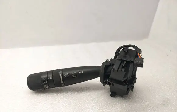 Jeep Grand Cherokee (WK) Light switch 05143315AF 1536155345 43165A