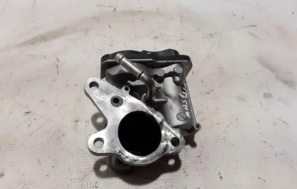 Renault Master III EGR valve 147103921R