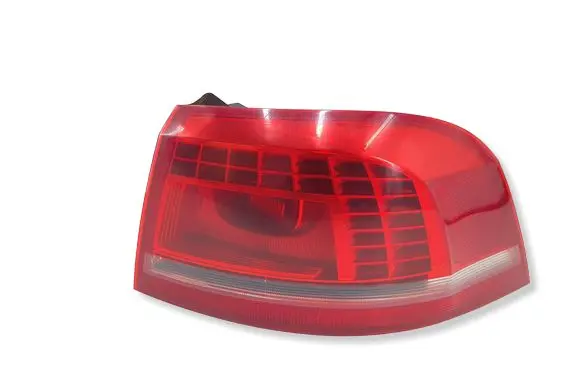 Volkswagen PASSAT B7 Rear/tail lights 3AF945310