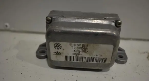 Volkswagen Touran I ESP acceleration yaw rate sensor 1K0907655B