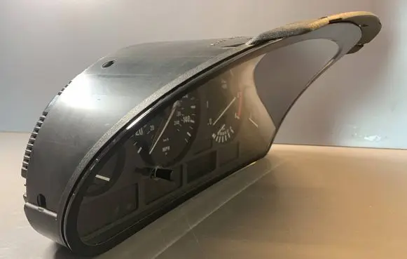 BMW 5 E39 Speedometer (instrument cluster) 6914915 110008735137