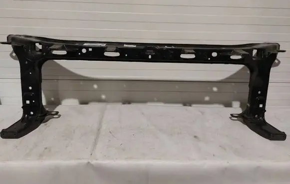 Radiator support slam panel bracket
