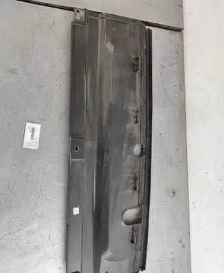 Radiator trim